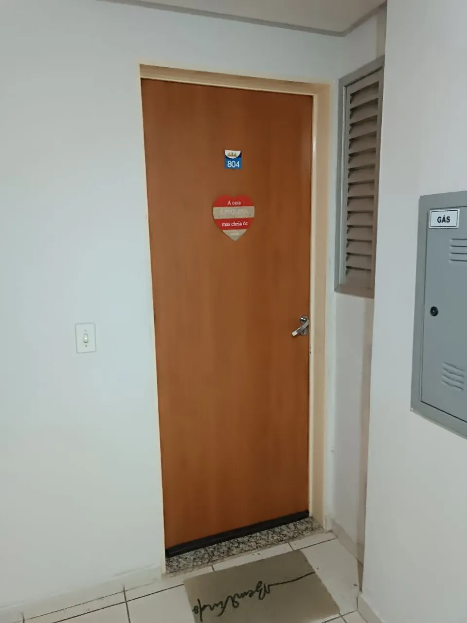 Aluga-se Apartamento Mobiliado no setor Goiânia 2