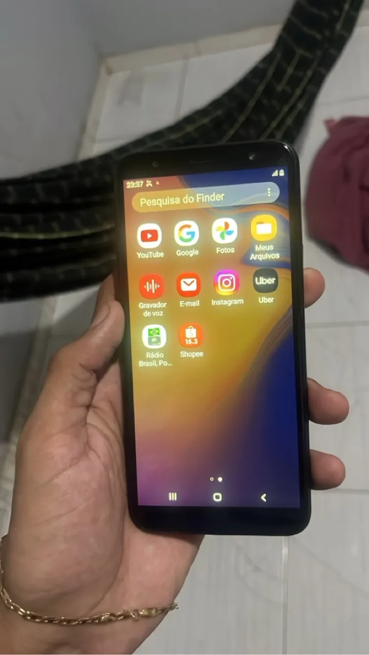 Samsung j4