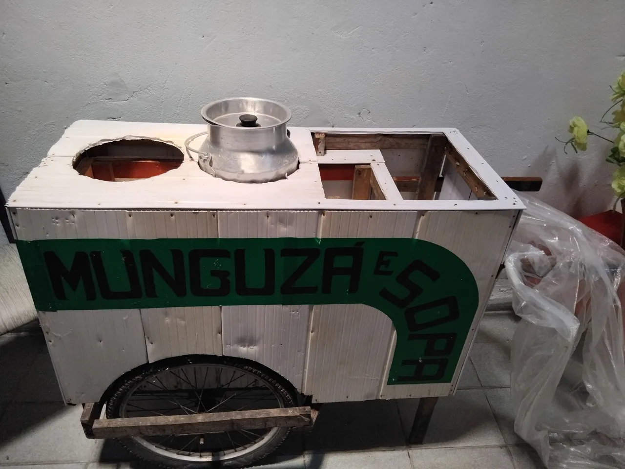 Carrinho de Munguza e Sopa