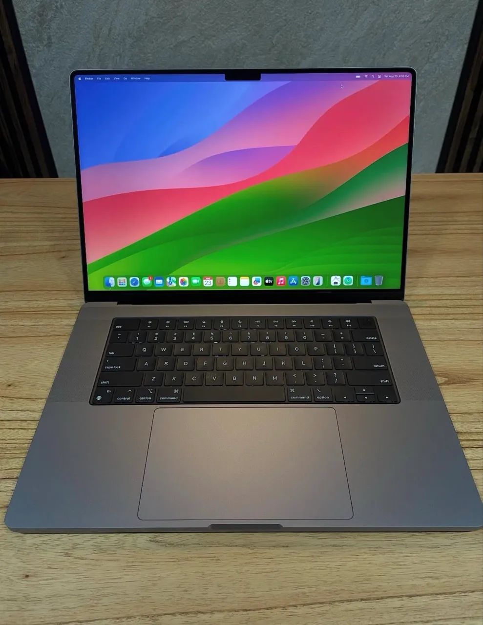 MacBook Pro 16 inch - M1 Pro - 16GB - 512 SSD - Notebooks - Centro
