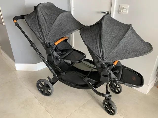 Carrinho Duplo Gêmeos Bebê Abc Designer Zoom Fashion Storm com Bebê Conforto e Acessórios - Foto 5