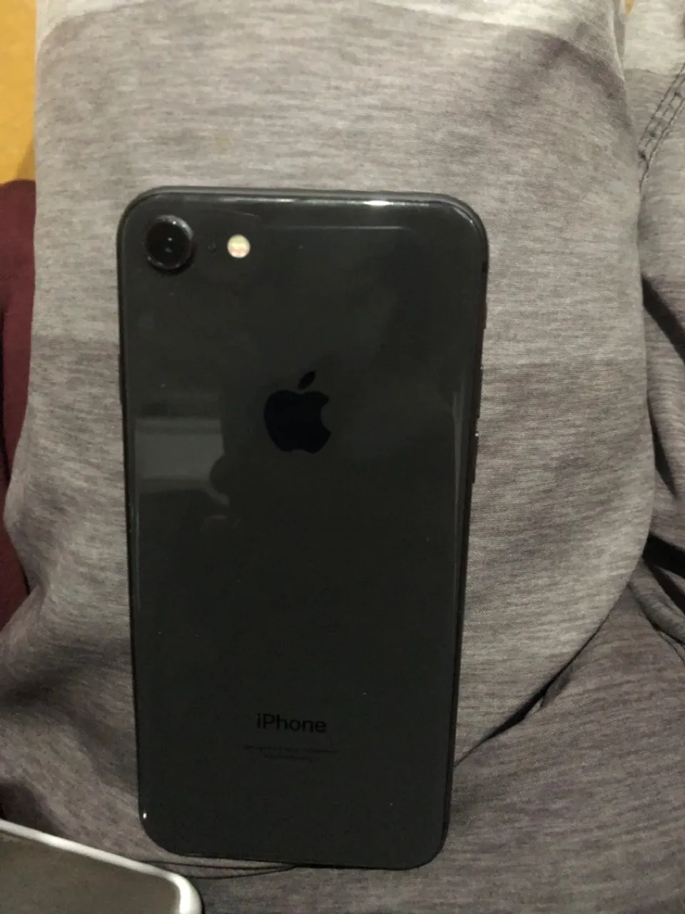 IPHONE 8 em perfeito estado