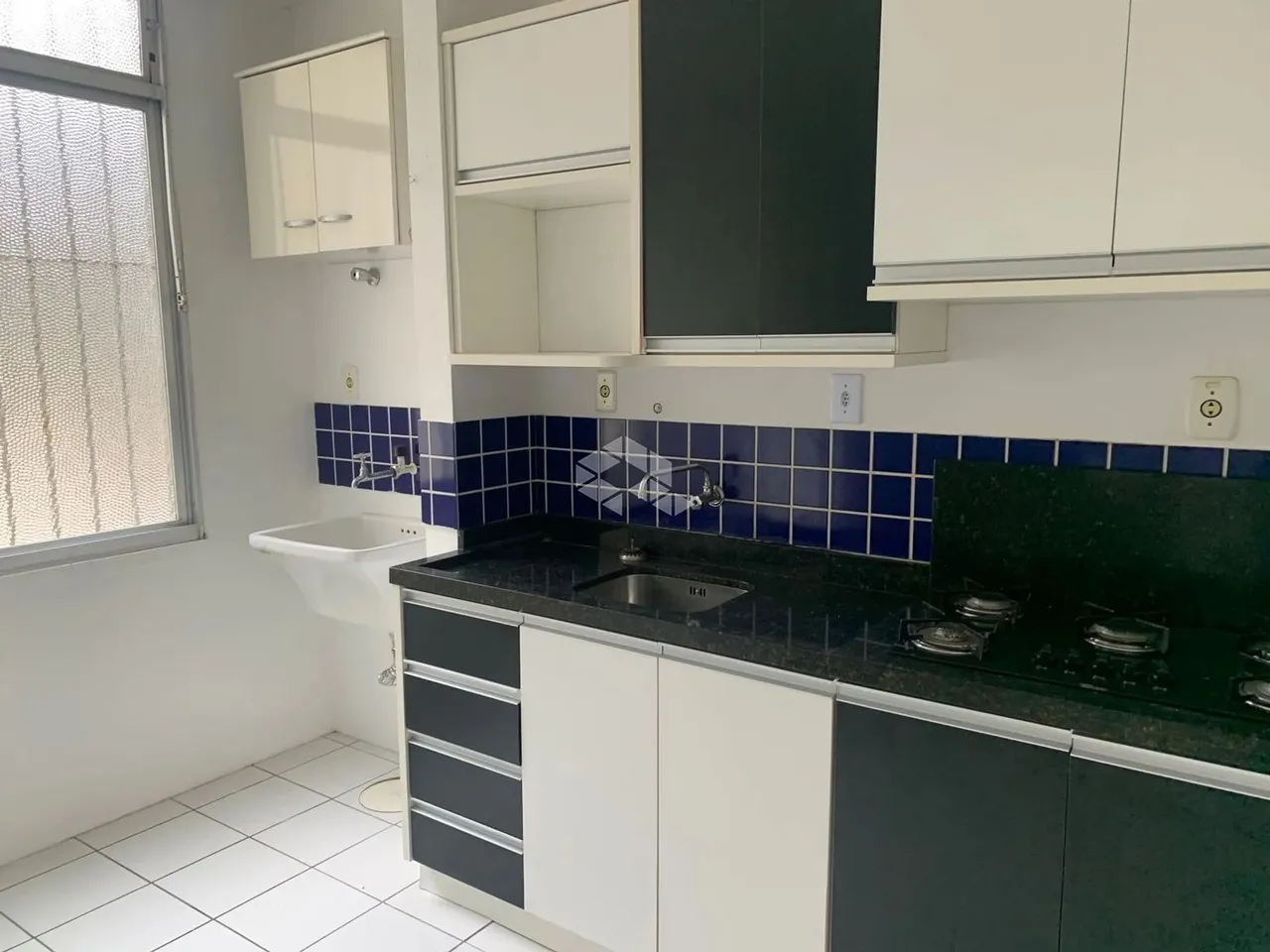 Apartamento JK mobiliado á venda na José do Patrocinio em Cidade Baixa - Porto Alegre - RS
