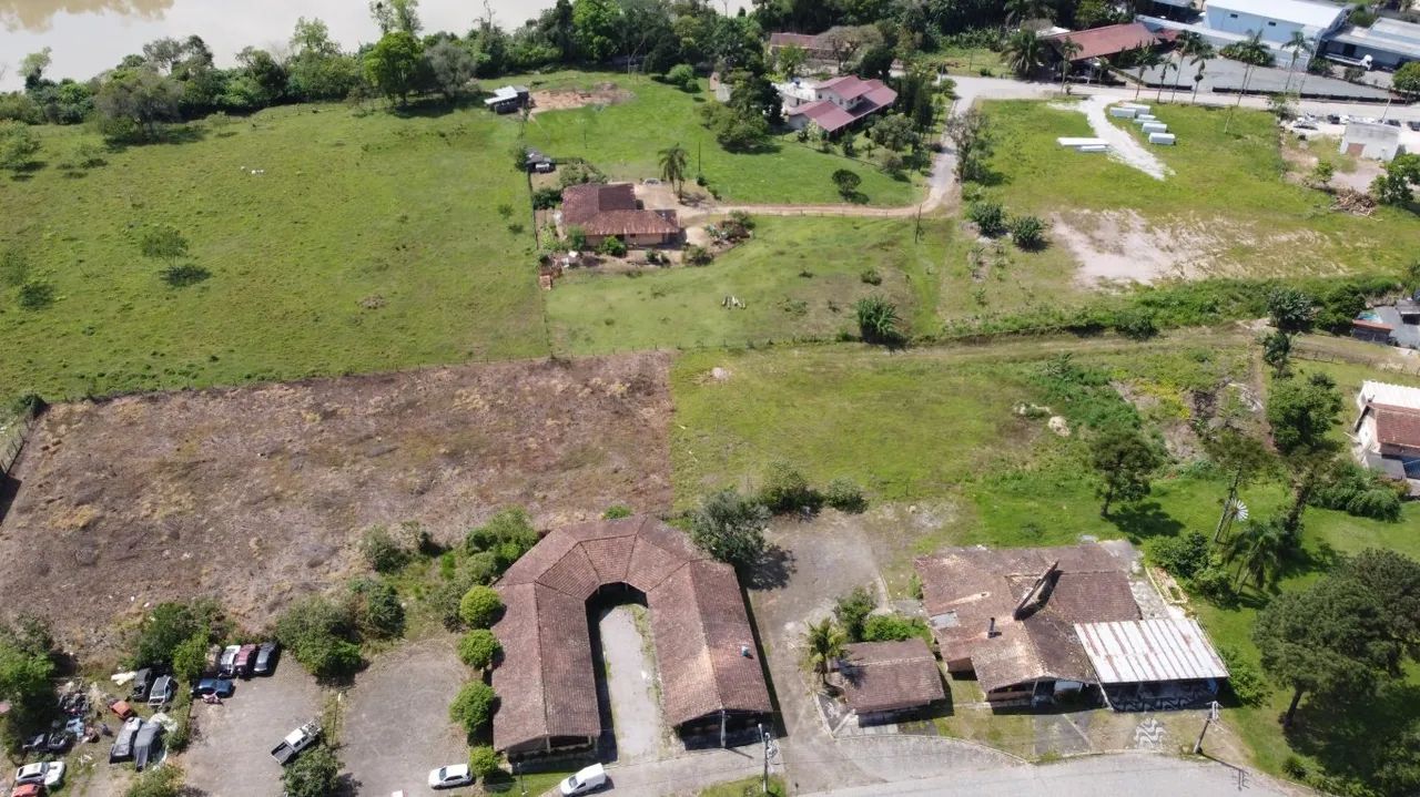Grande Terreno de 2.589,70 M2 ao lado do Paraíso dos Poneis e perto da HAVAN Nova de Gaspa - Foto 3