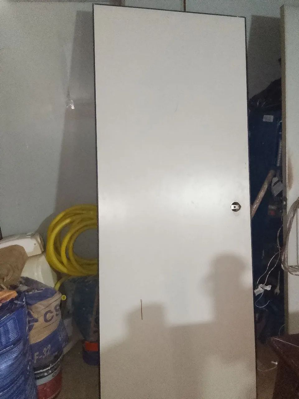 Door without threshold and without handle 2.6m by 8264962173705601120