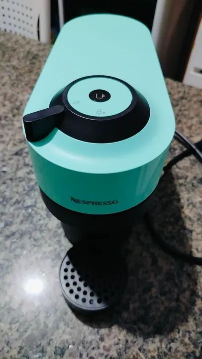Cafeteira Nespresso Verde - semi nova - Foto 3