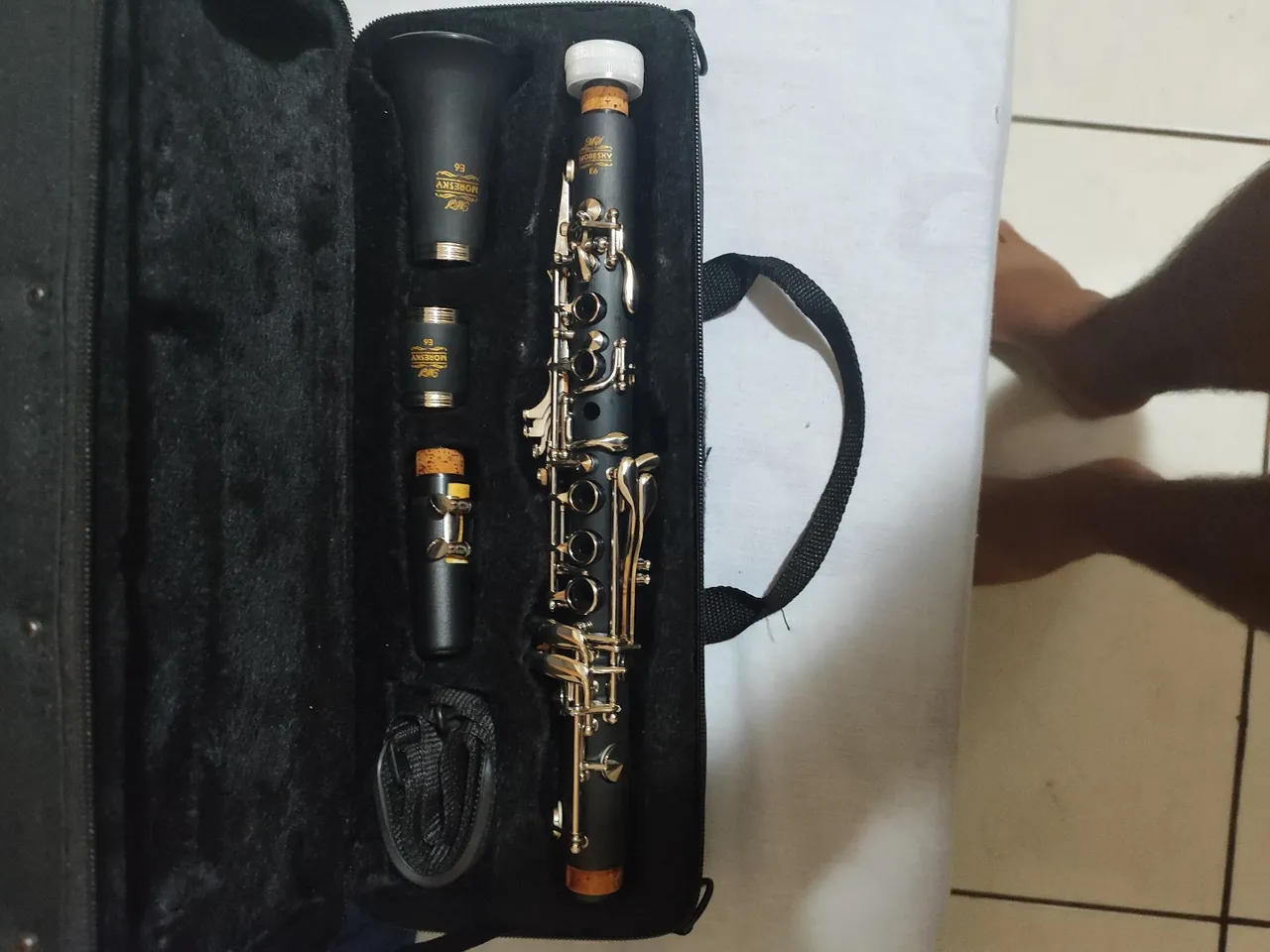 Clarinete em Mib novo da moreskly