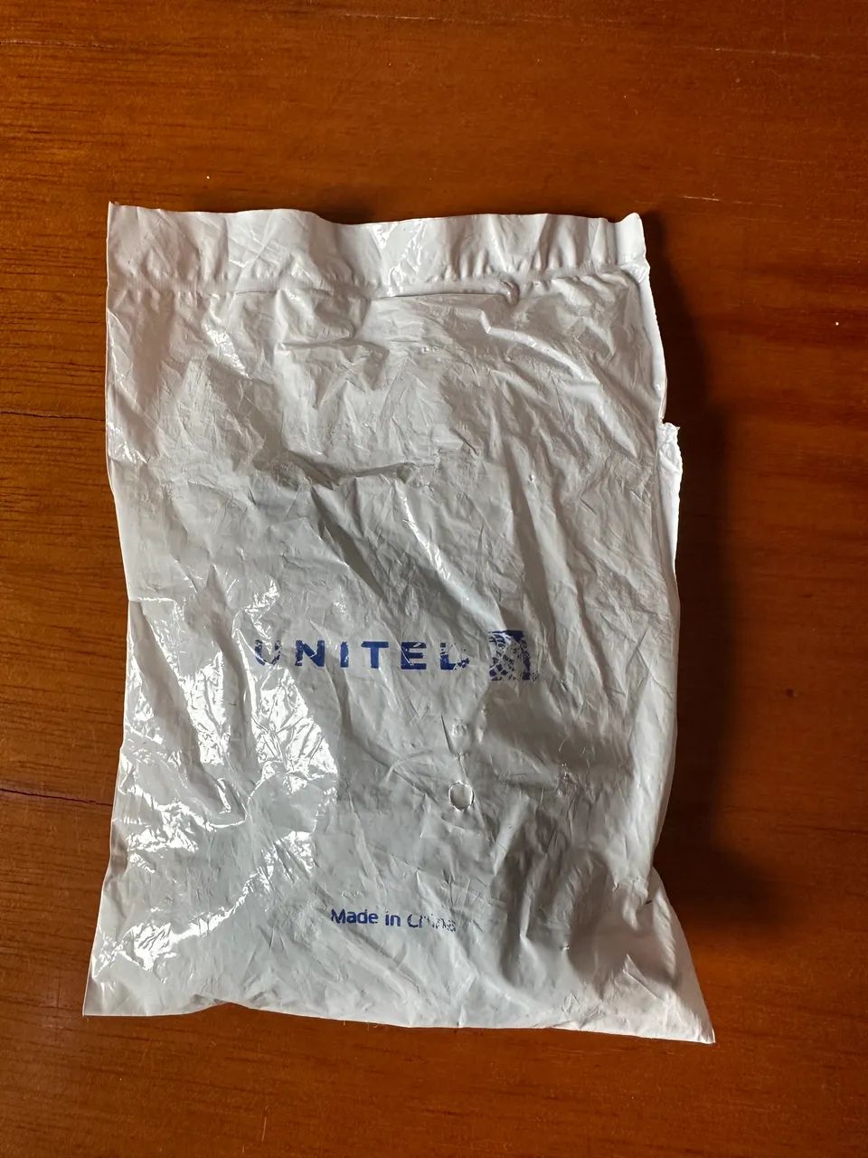 Fones de ouvido United Airlines - entrada P2 - Lacrado! - Foto 2