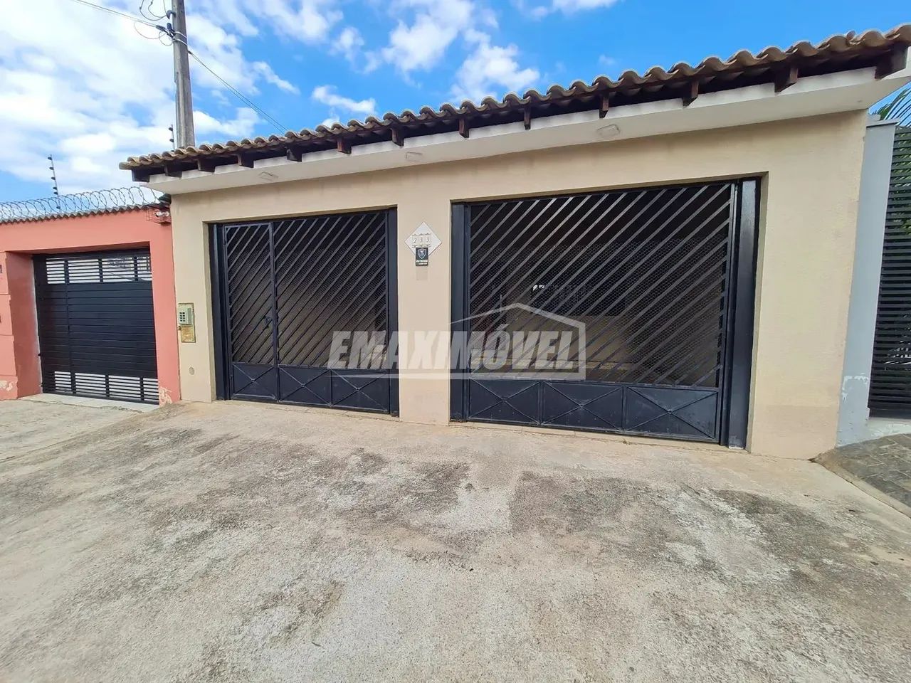 Casa com 2 Quartos sendo 1 suíte e 1 vaga - Vila Gabriel