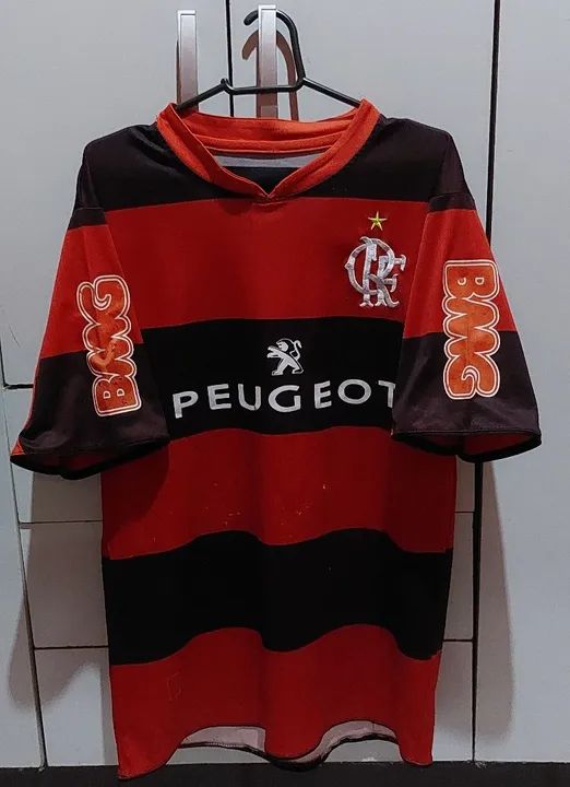 CAMISA DO MENGÃO EM BOAS CONDIÇÕES DE USO. M