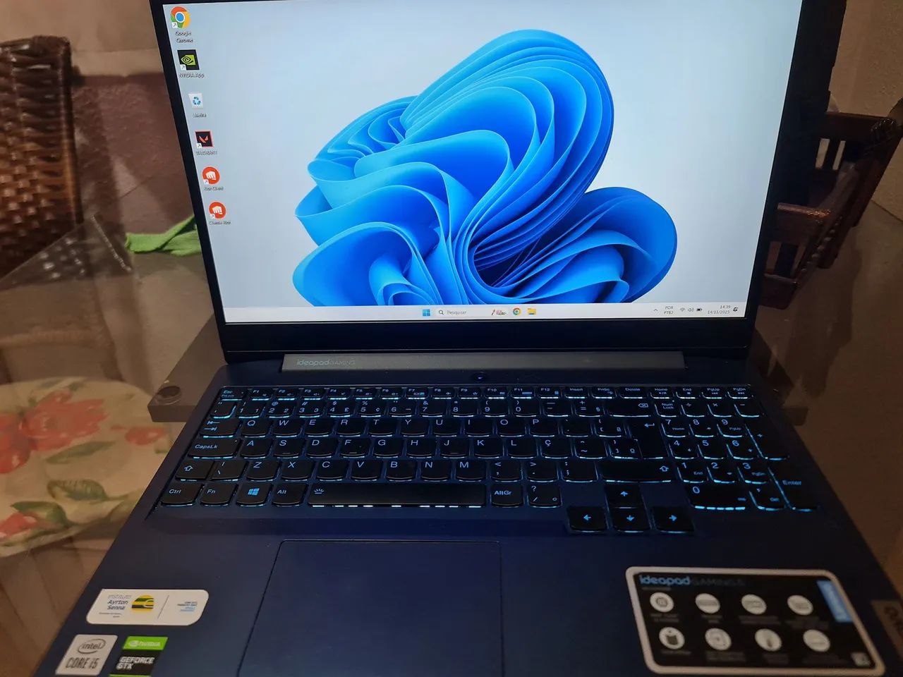 Vendo ou troco por celular do mesmo nível notebook gamer ideapad 3i gaming - Foto 5