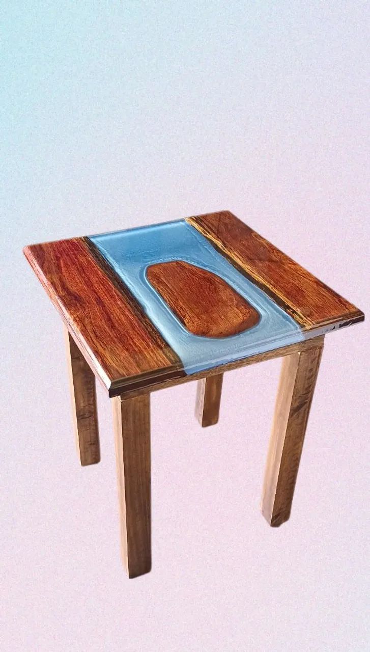 Mesinha de centro (river table)