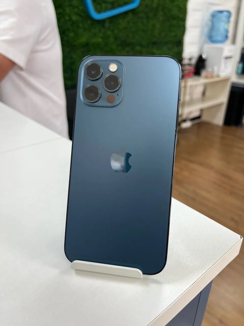 Apple iPhone 12 Pro - 128GB Azul - Celulares e Smartphones