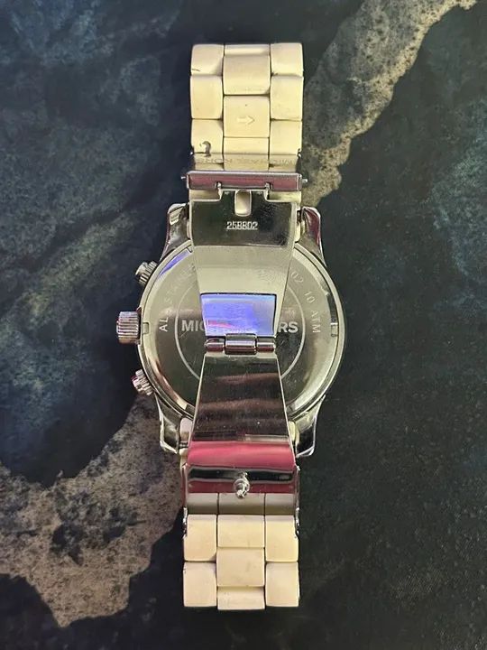 Relógio Michael Kors Feminino MK-8108 - Foto 2