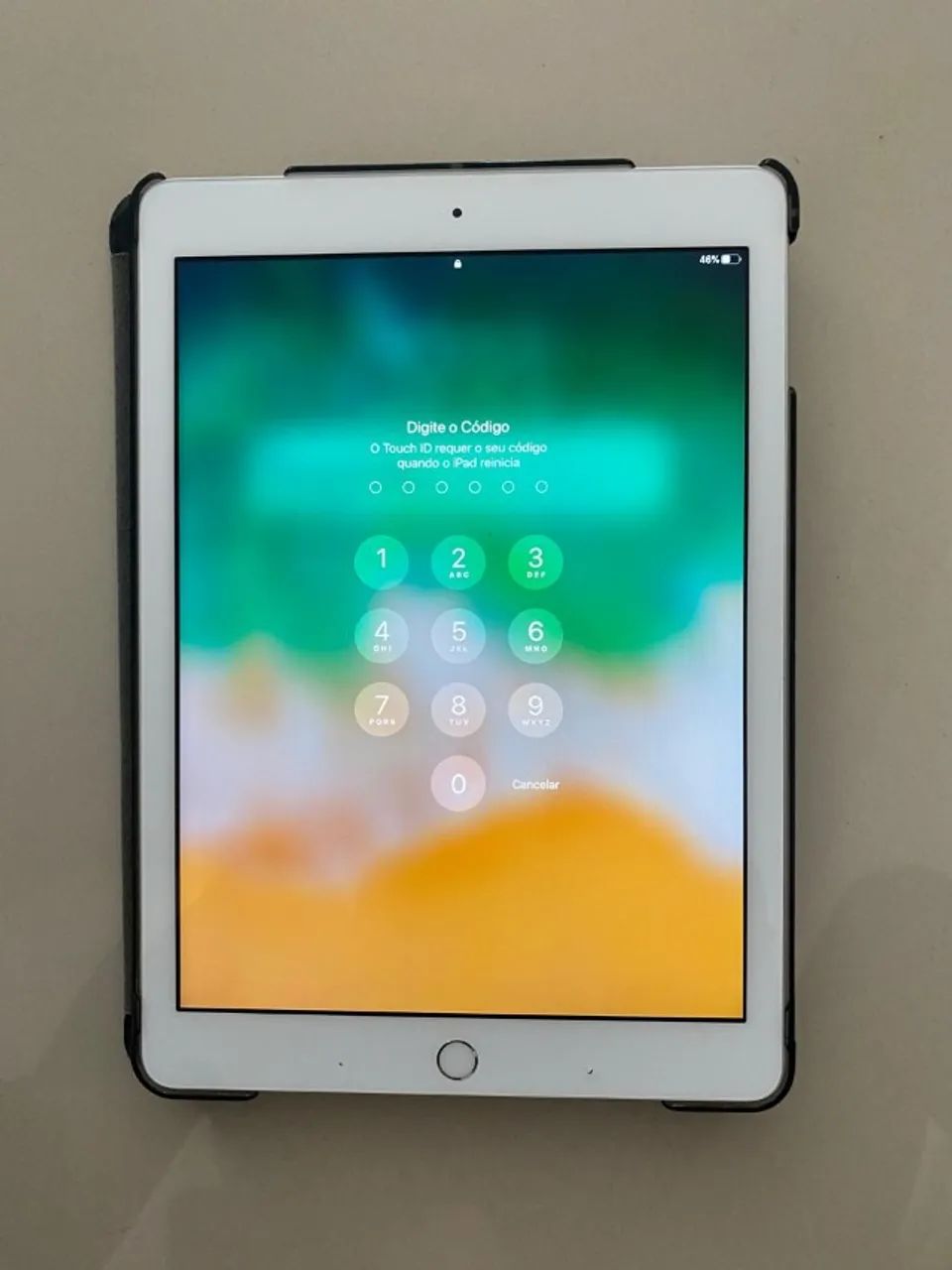 Ipad 6 geração prata 32 GB (impecável - em estado de novo) - Foto 4