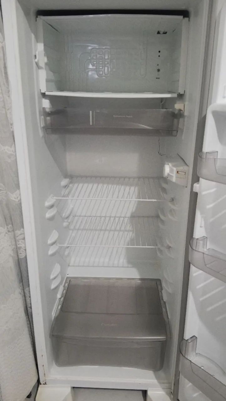 Geladeira Esmaltec - Foto 5