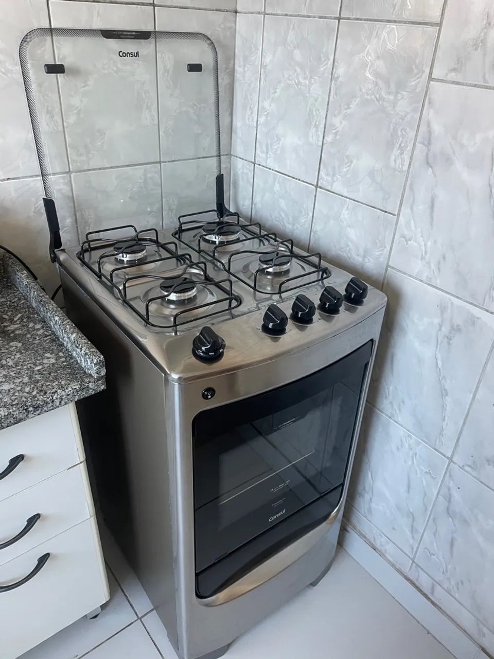 Fogão Consul 4 bocas com tampa de vidro