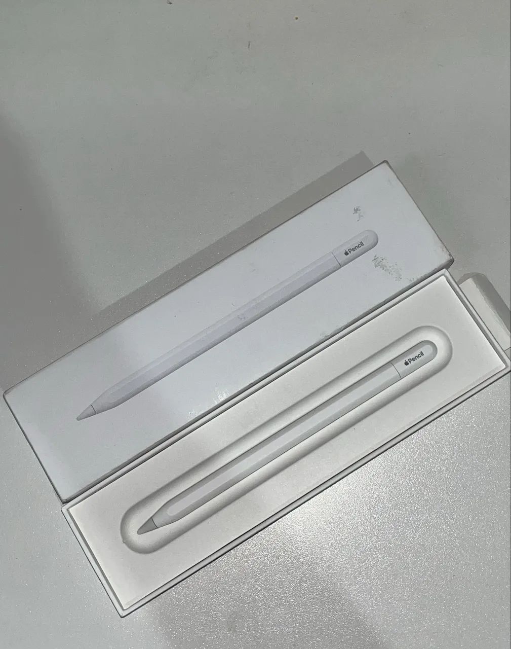 Apple Pencil USB-C - Periféricos e Acessórios de Computador