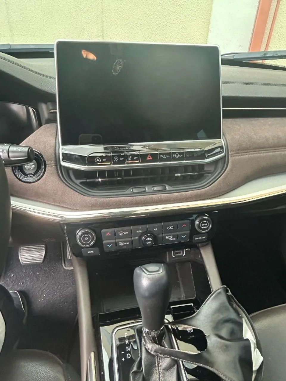 Jeep Commander Overland 2023 - Foto 5