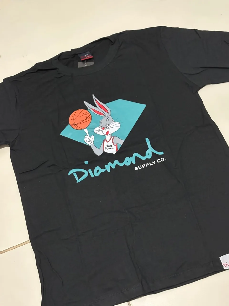 Camiseta Diamond Supply Co. Bugs Bunny - Tune Squad