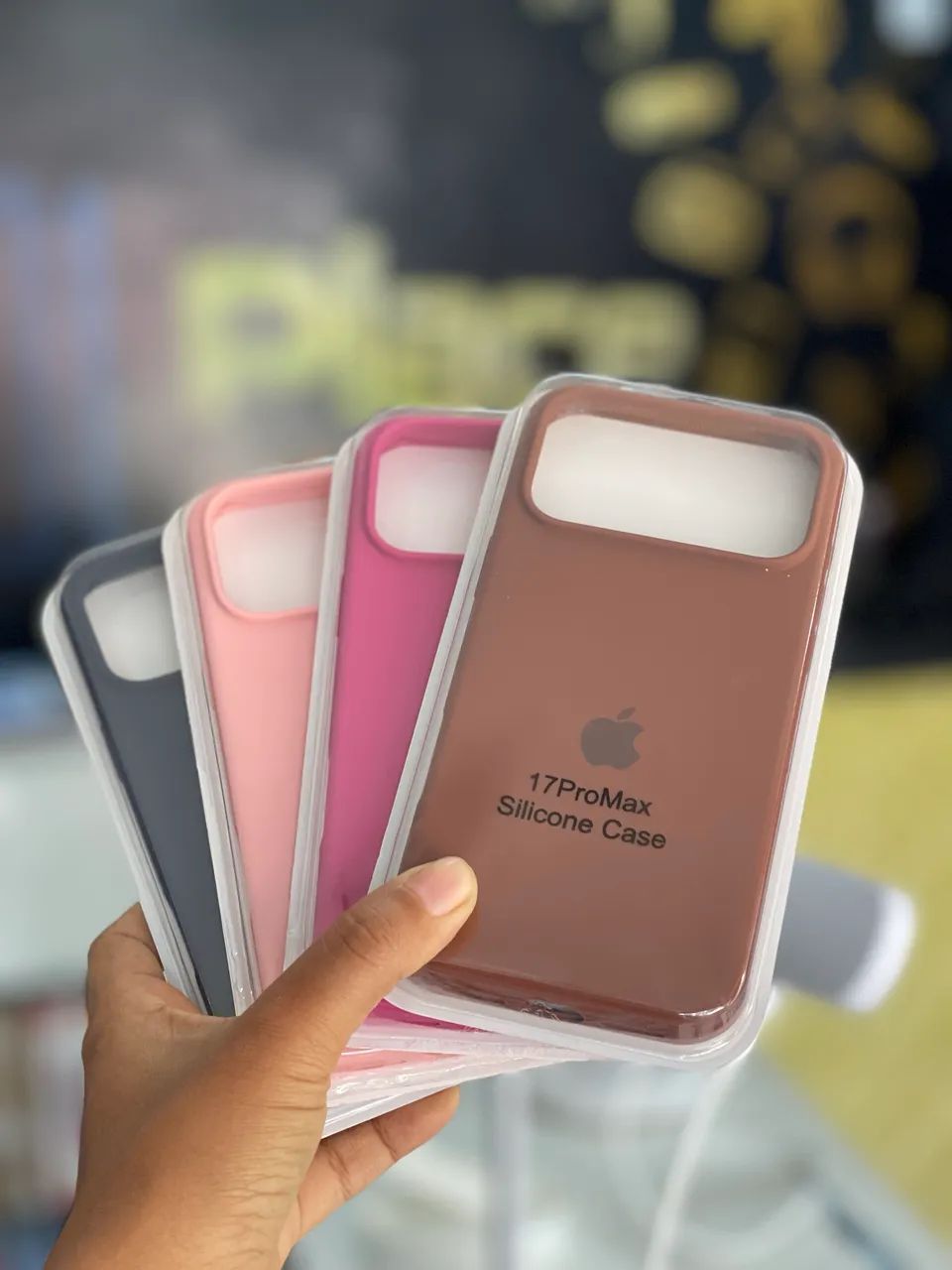 Case capa para celulares Proteção e Estilo para o seu iPhone! 16 16 pro 17 17 max - Foto 2