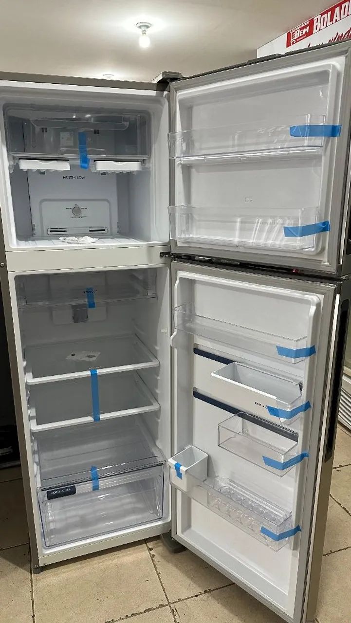 Geladeira Electrolux Frost Free / Semi Nova  - Foto 4