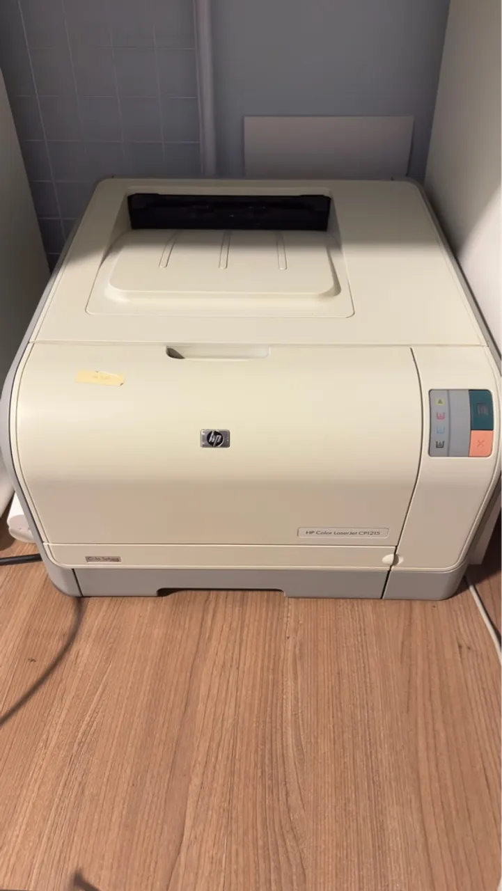 Impressora laser HP CP1215
