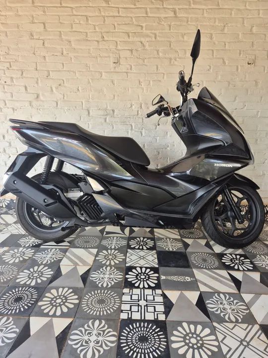 HONDA PCX, 2024, Seminova.