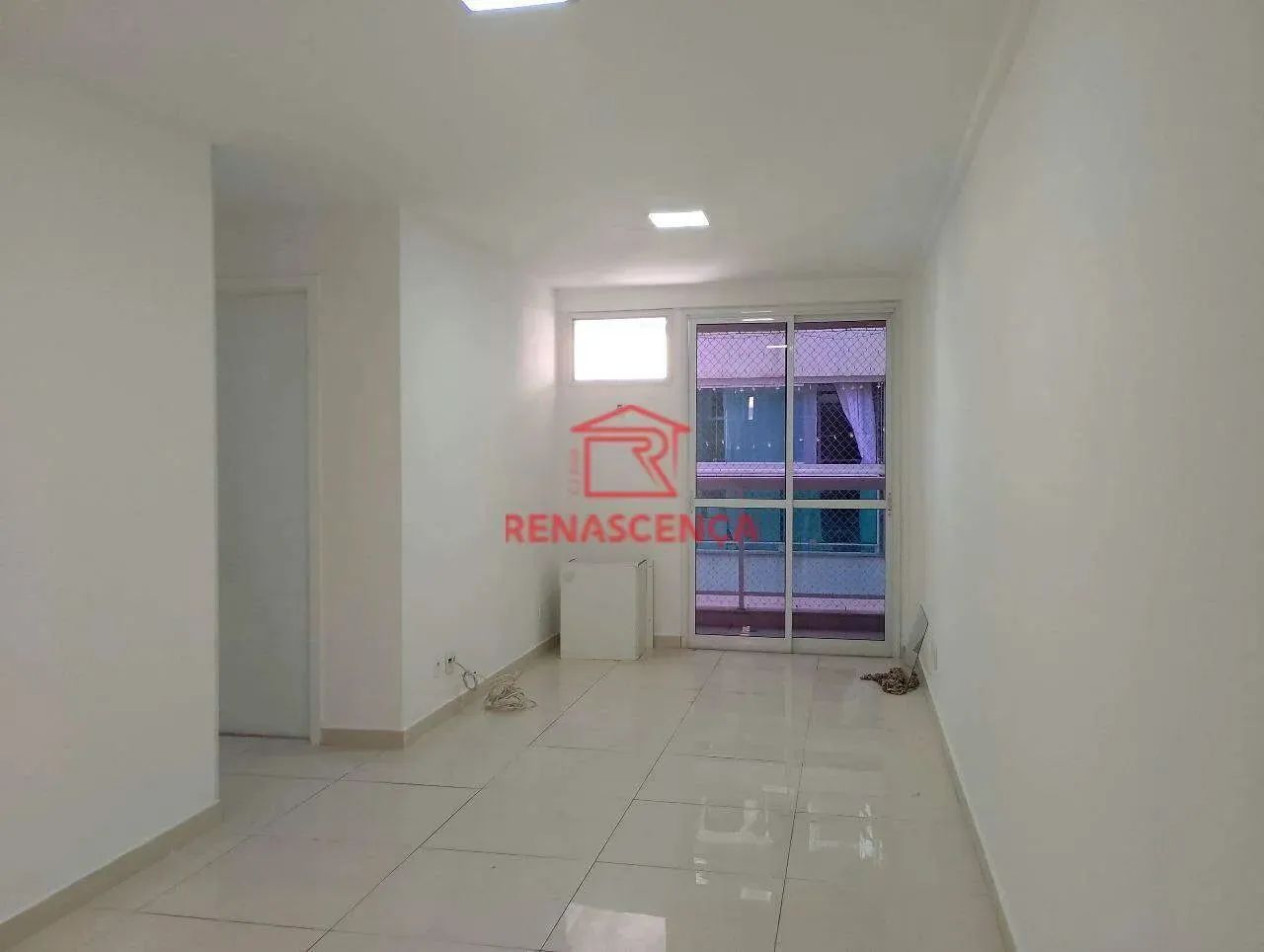 Apartamento com 2 Quartos e Varanda na Praça Seca. - Foto 3