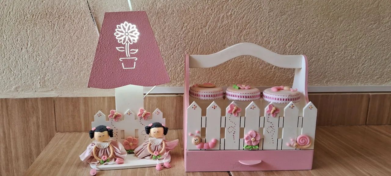 "Oportunidade " luminária com kit porta  higiene todo decorado 