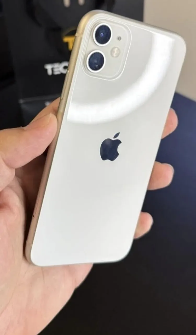 IPhone 11 branco 128gb