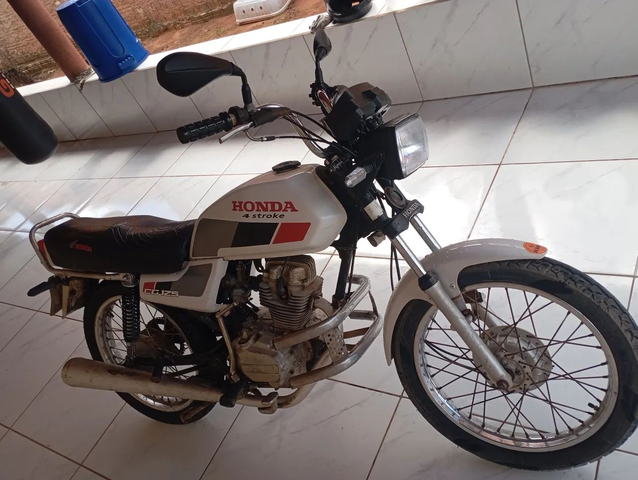 Moto modelo 99 - Foto 2