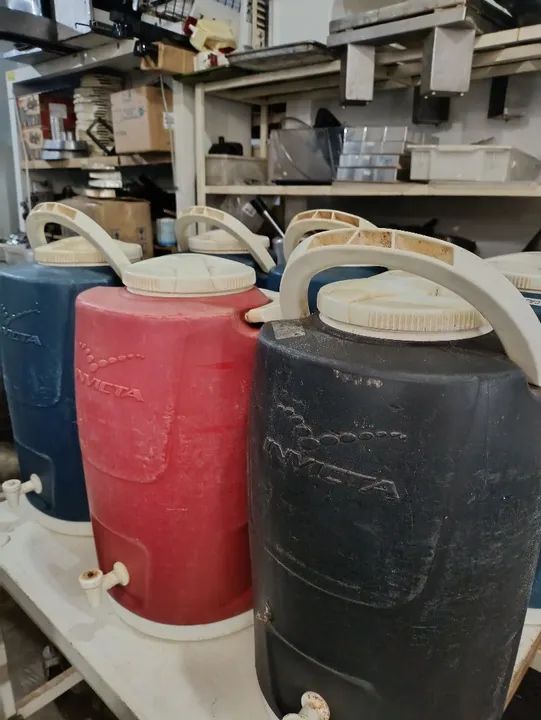 Garrafões de Agua  - Foto 4