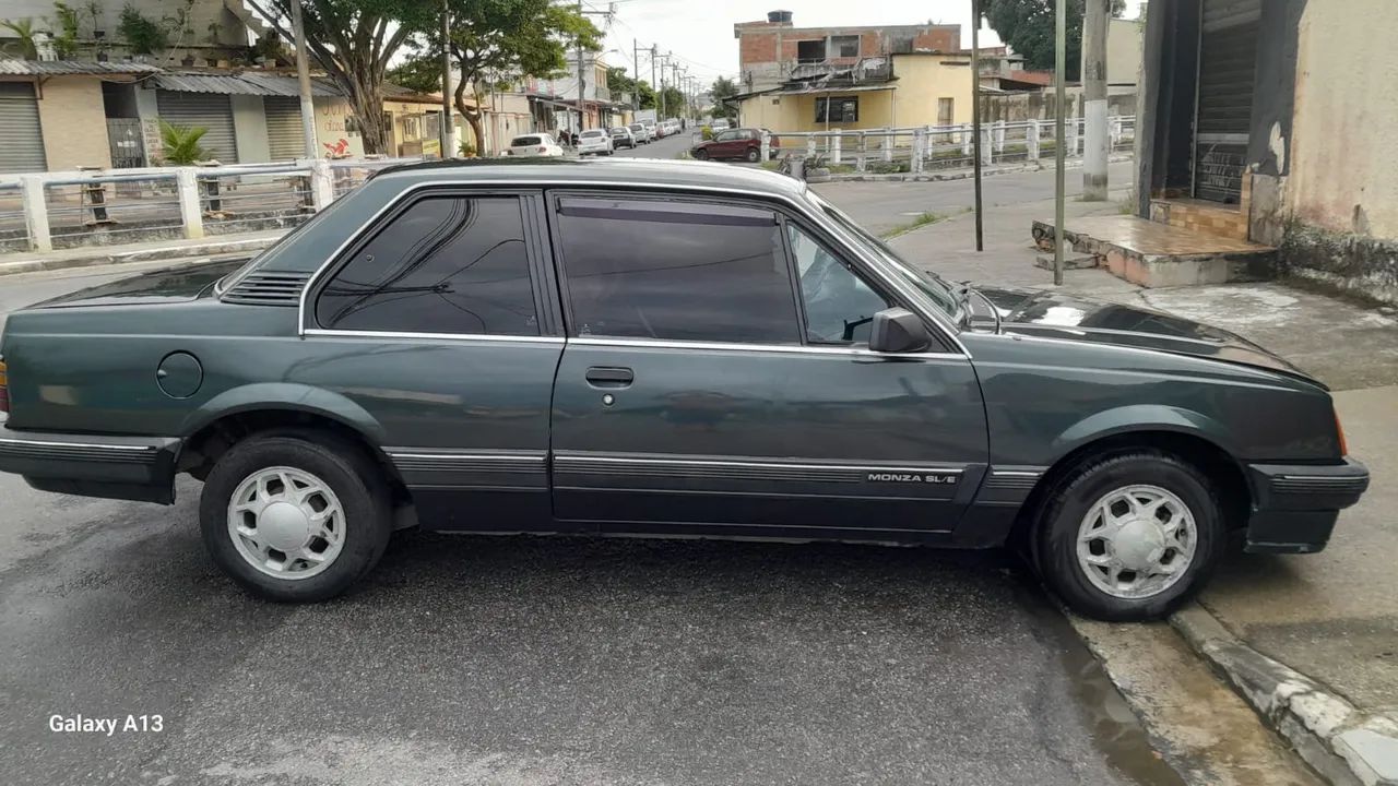 Monza relíquia top demais 