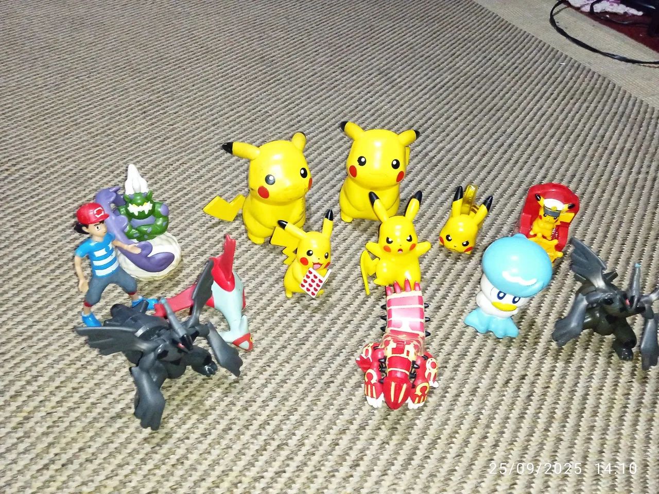 Pokémon , kit com 13 peças  - Foto 5