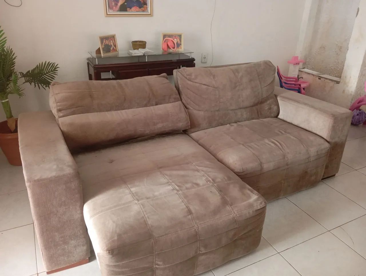 Sofá retrátil usado 64168507440257120