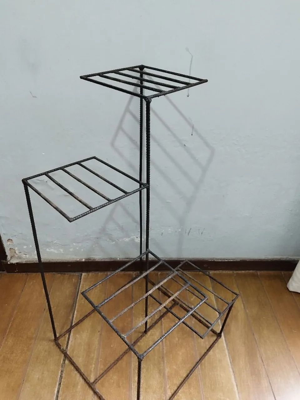 Suporte para Plantas em Metal 