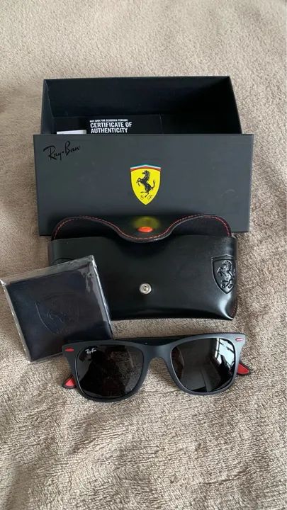 Óculos RayBan Scuderia Ferrari Original