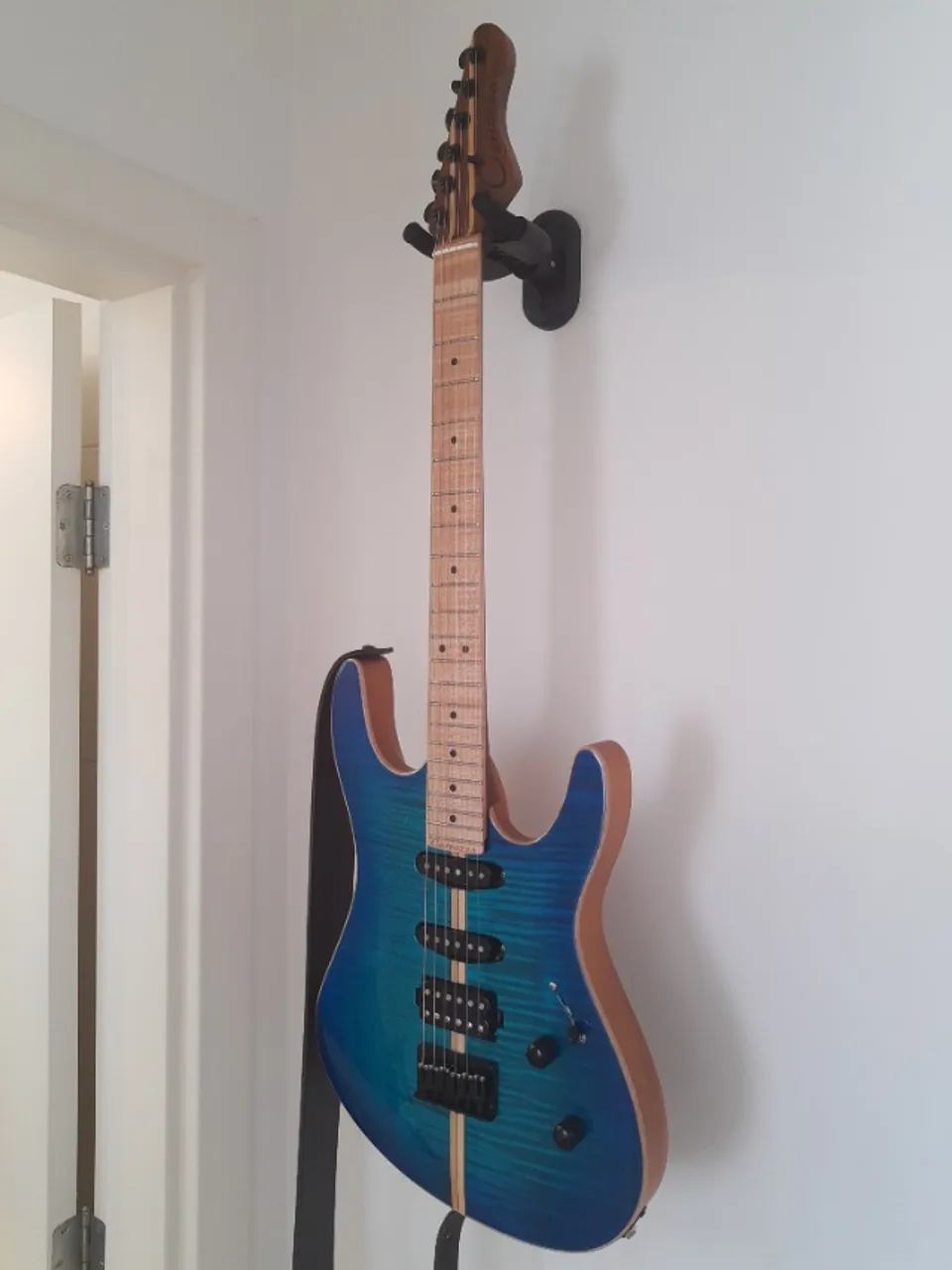 Guitarra Carrozza STX Root mogno flamed maple trastes inox