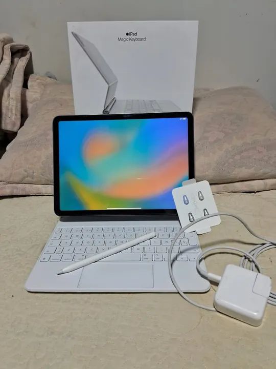 Kit iPad Pro capa teclado Magic Keyboard e Apple Pencil  - Foto 2