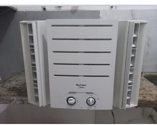 Frete, Mudanças, Transporte  de ar condicionado e Outros - Atendimento 