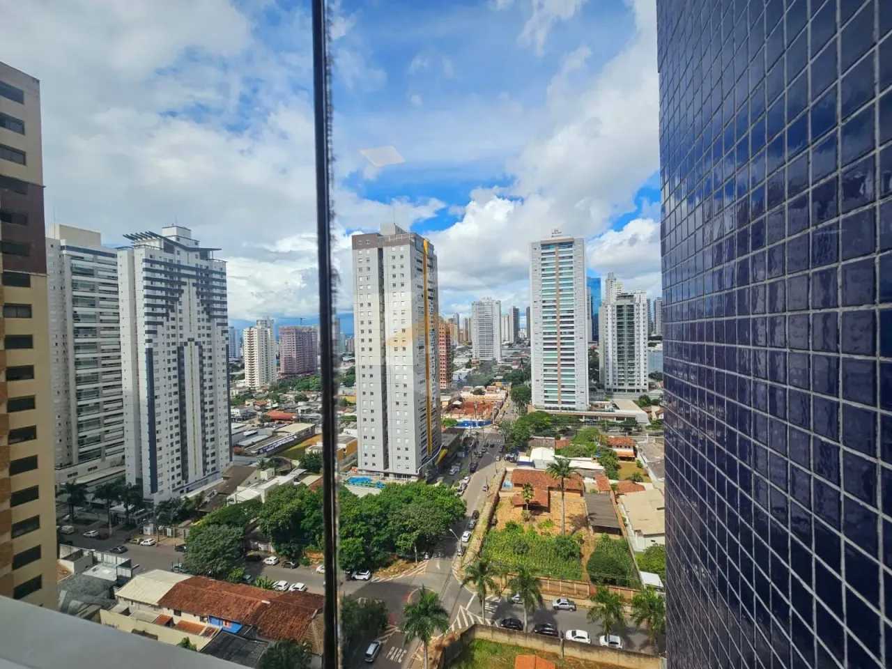 Apartamento de dois Quartos ao lado do Vaca Brava