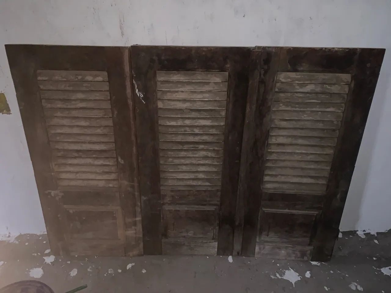 Janela de madeira 3 folhas