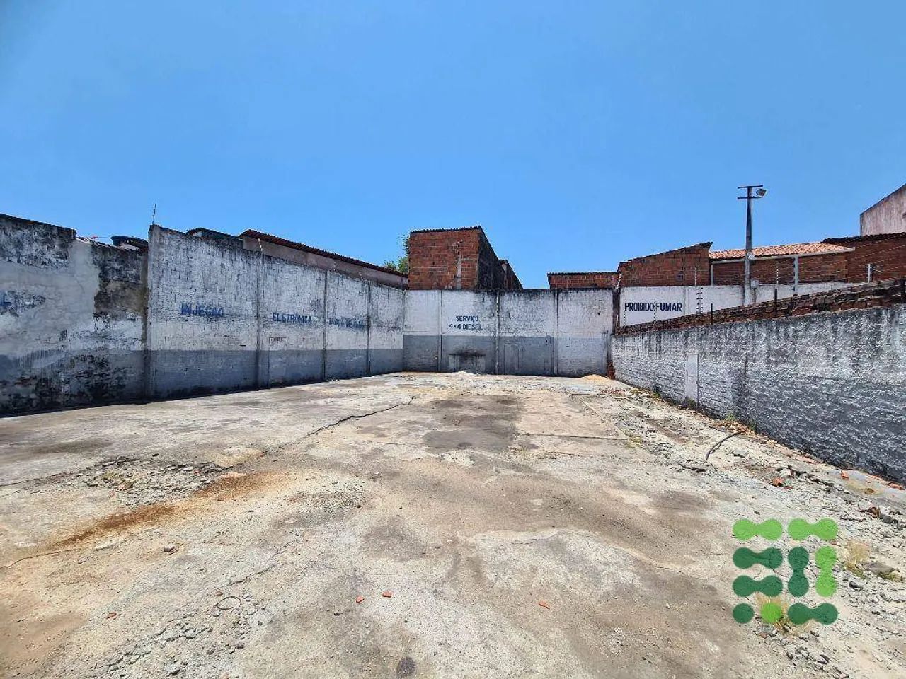 Terreno para alugar, 300 m² por R$ 4.000,00/mês - Jardim Iracema - Fortaleza/CE