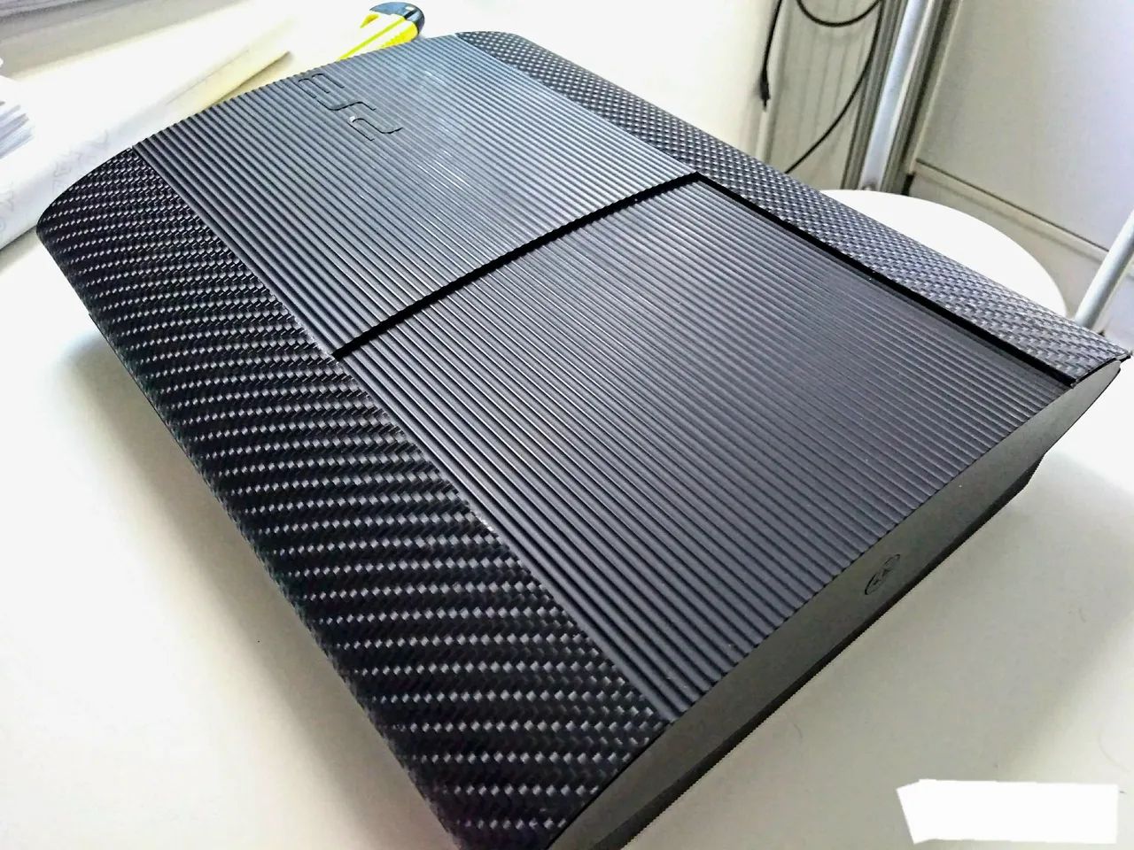 Playstation 3 super slim 500gb com controle original  - Foto 2