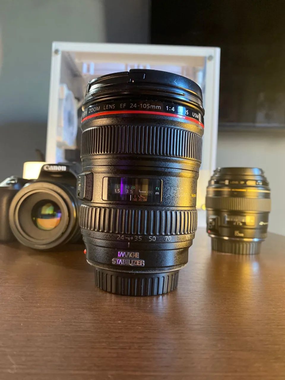 Camera Canon 250D (SL3) 4k, + Lente 24 - 105mm, 85mm e 50mm - Foto 3