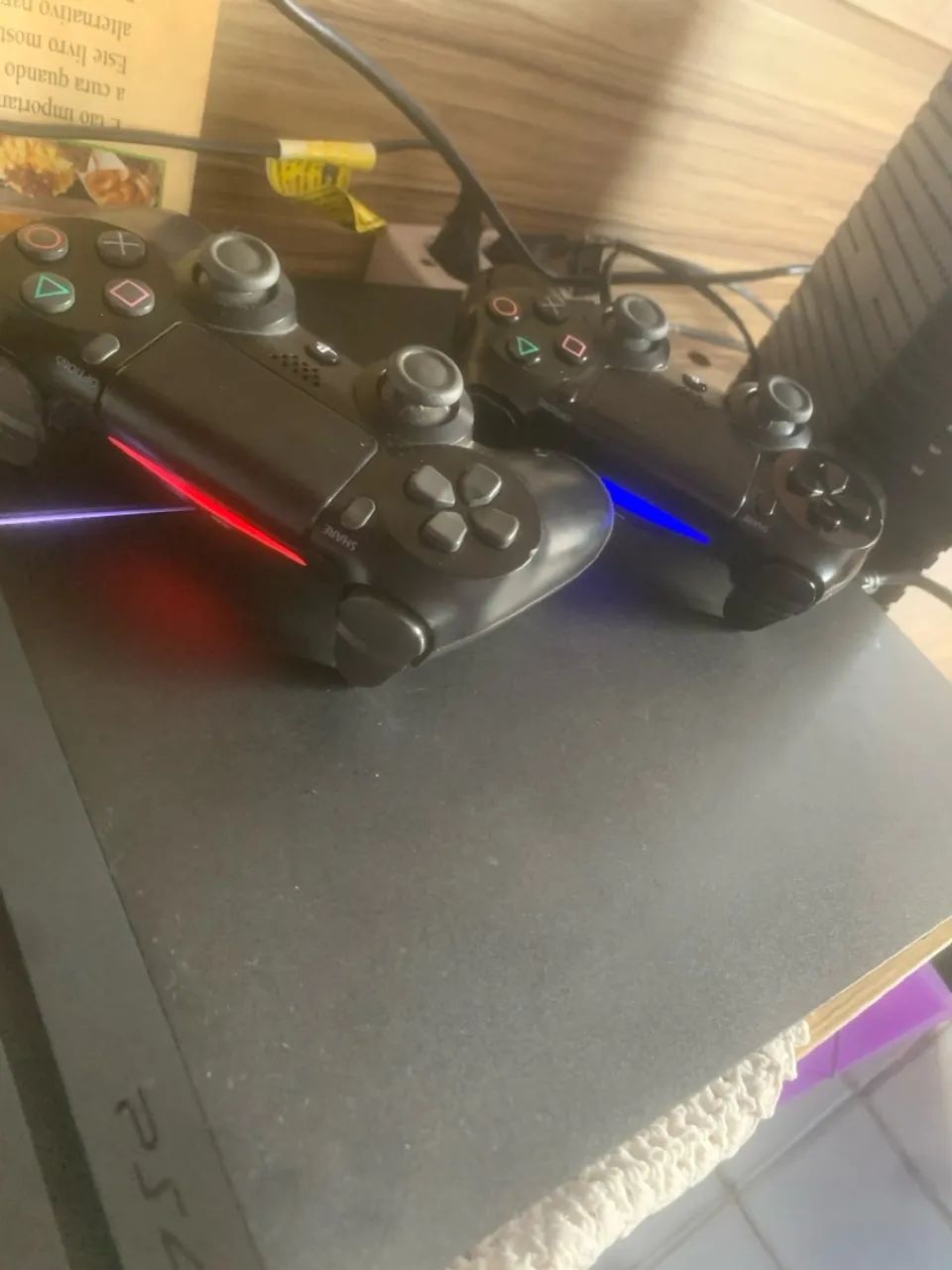 PlayStation 4 FAT semi novo (usado) para venda.