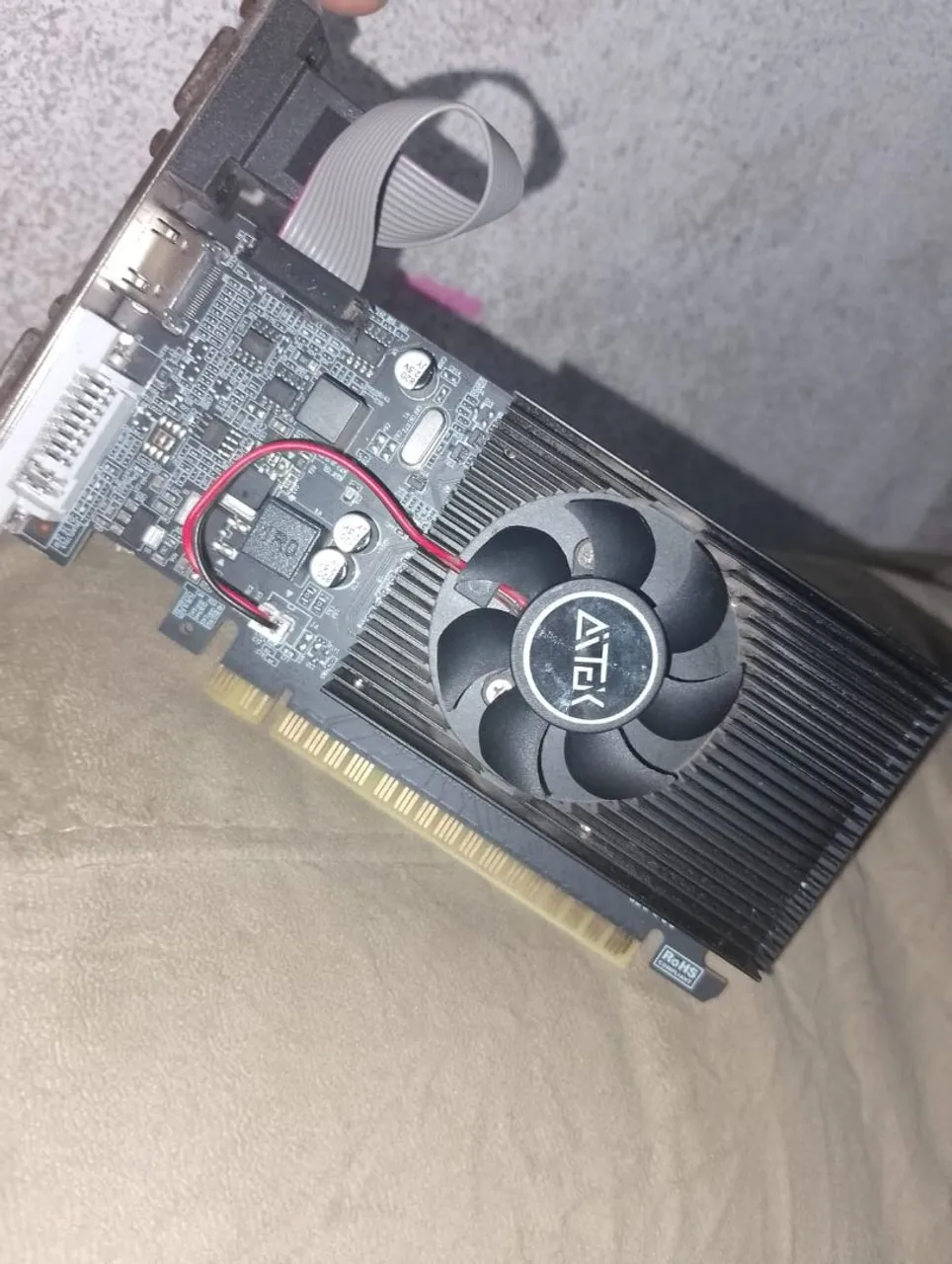 Placa de Vídeo GT610