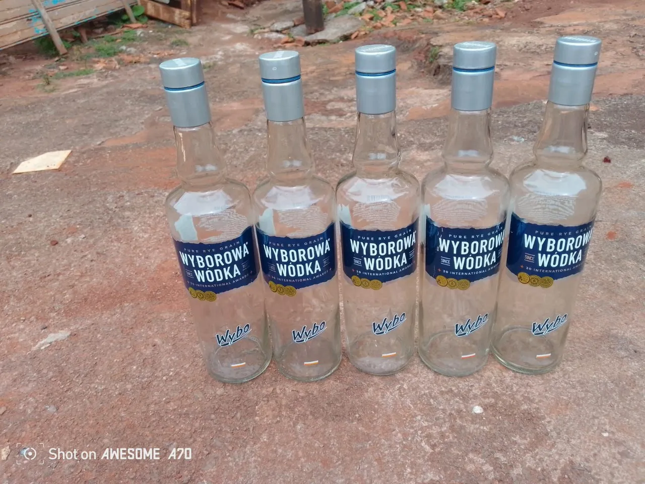 Vodka Wyborowa - 5 garrafas lotecom 13 garrafas vazia