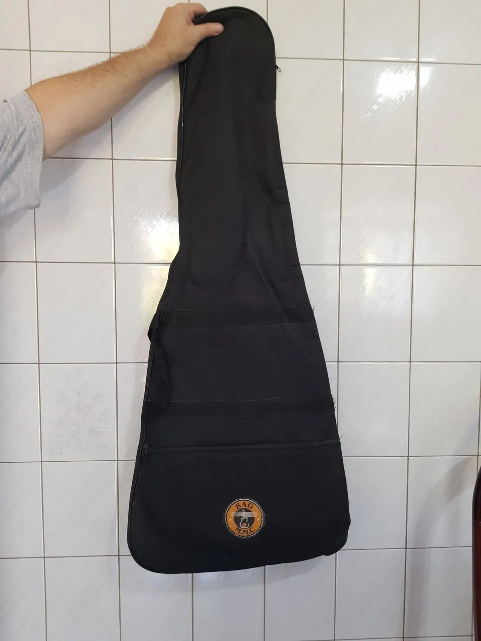 Bag Capa acolchoada para Guitarra em bom estado.